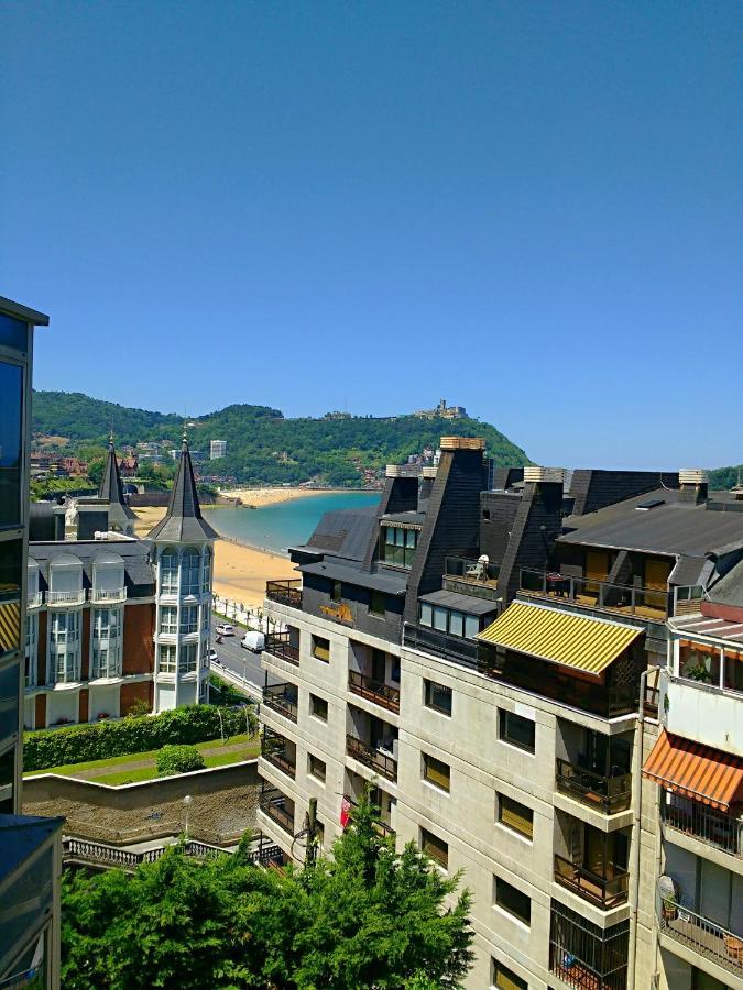 Amazing * Views Over Kontxa *